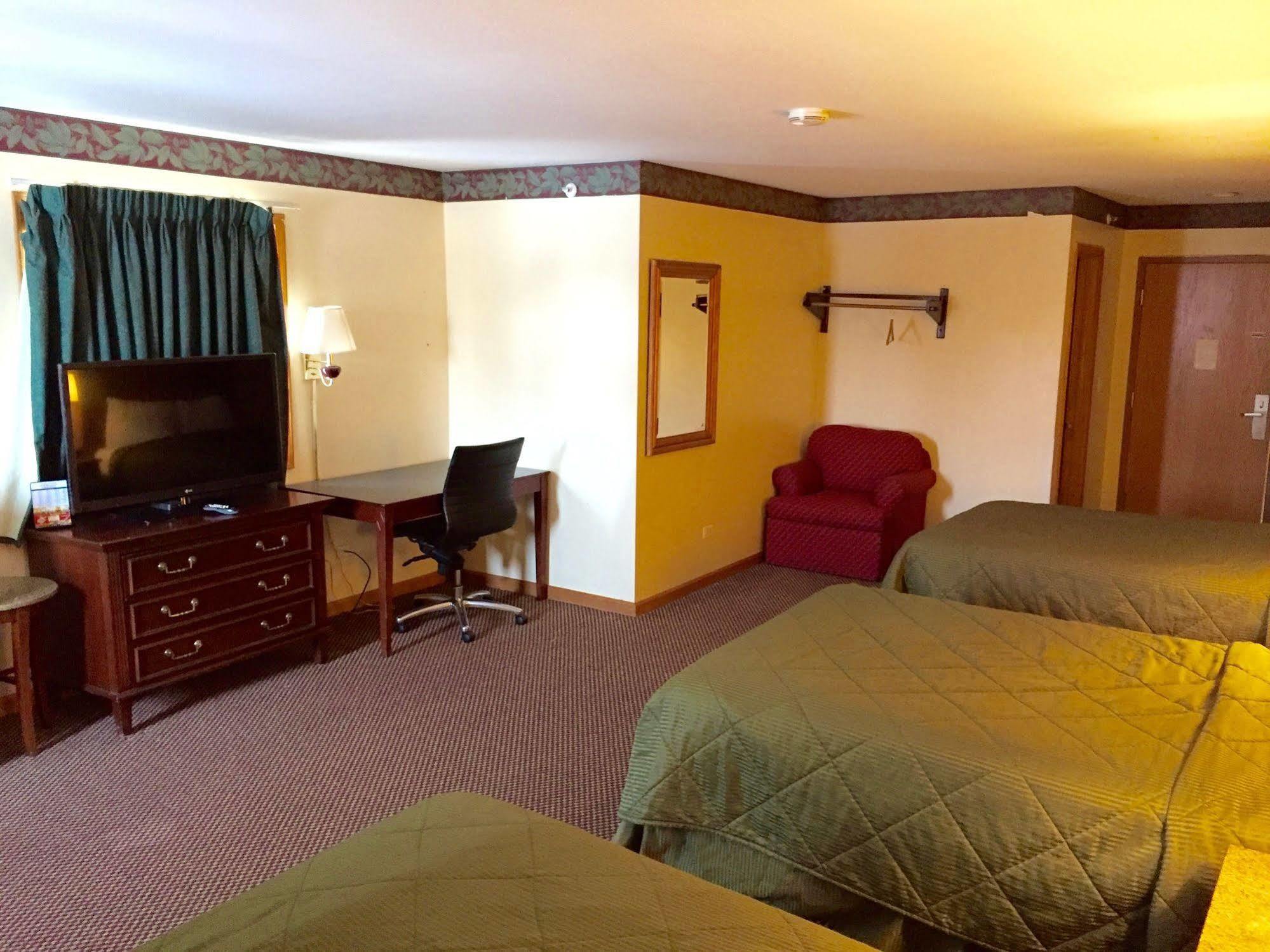 Executive Inn And Suites 와우케간 외부 사진